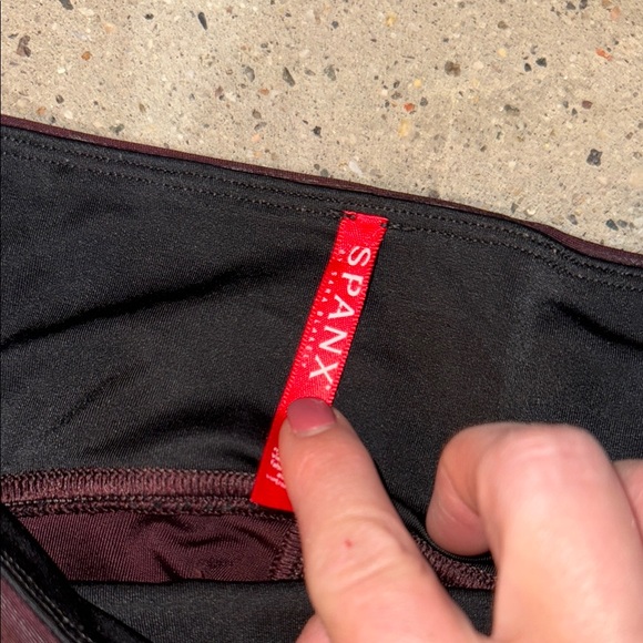 Spanx Faux Leather Leggings - Picture 5 of 6